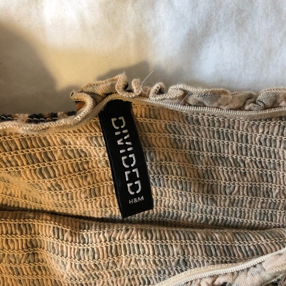 H&M leopard crop top - Picture 2 of 2